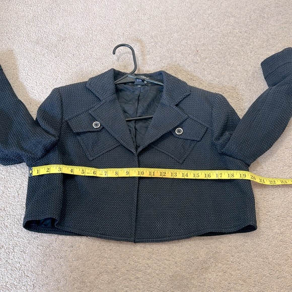 Neiman Marcus Black Woven Pattern Cropped Jacket Size 8 Medium - Picture 7 of 9